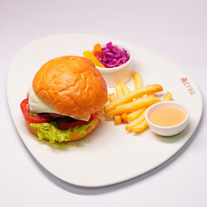 EWYA DELUXE VEGGIE BURGER
